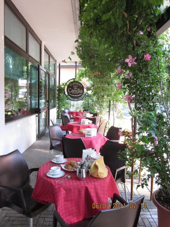 Hotel Villa Candia Линяно Сабиадоро Екстериор снимка